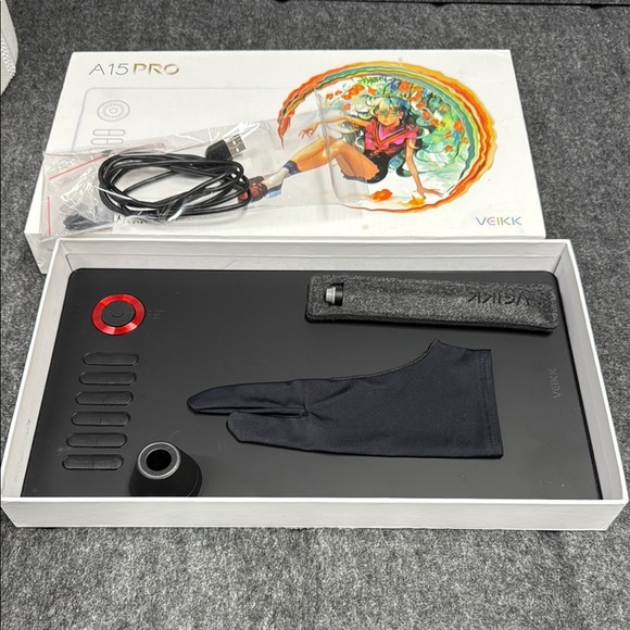 A15 Pro Graphics Tablet - White - Picture 9 of 12